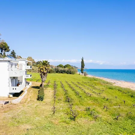 Beachfront Nest Memi Koroni-seaheaven House B3